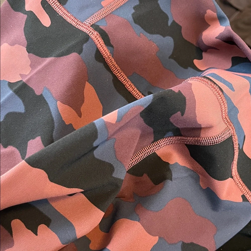 Lululemon Wunder Under Hi Rise Leggings Smokey Camo Sz 4